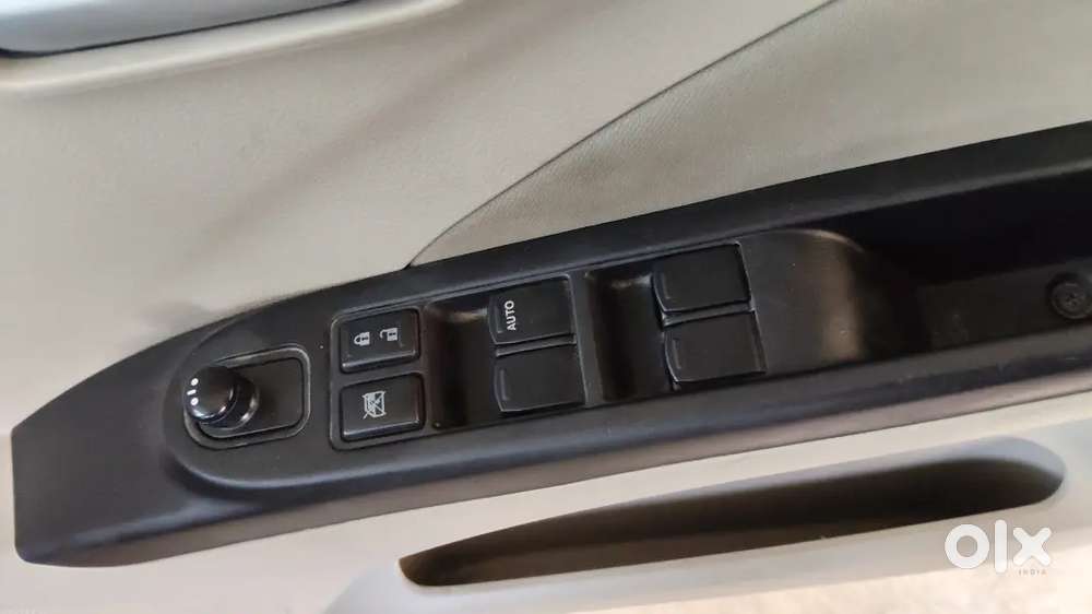 Brand New Condition, Service Is Done On Maruti Showroom,