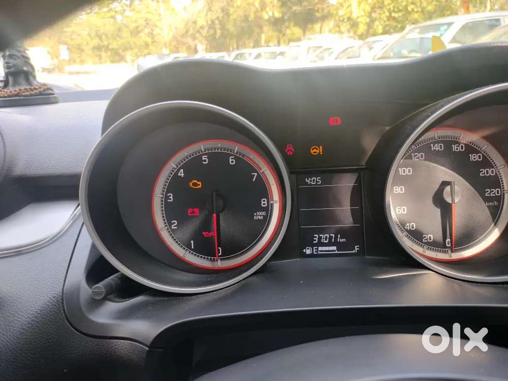 Maruti Suzuki Swift 2022 Petrol 37000 Km Driven