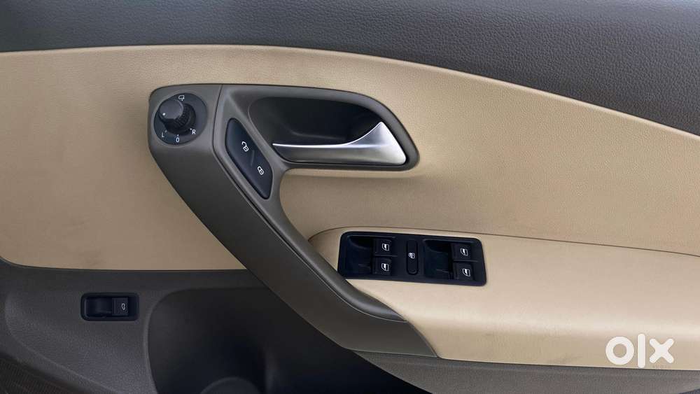 Volkswagen Vento 2010-2013 Petrol Highline At, 2015, Petrol