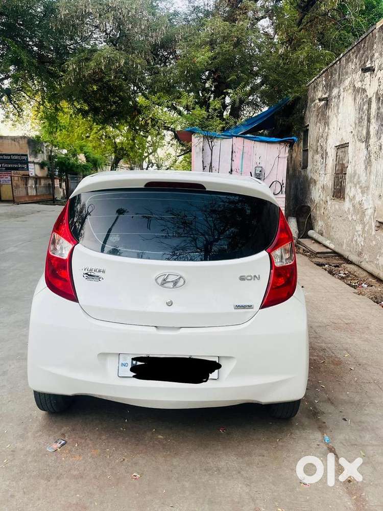Hyundai Eon 2016 Petrol 90000 Km Driven