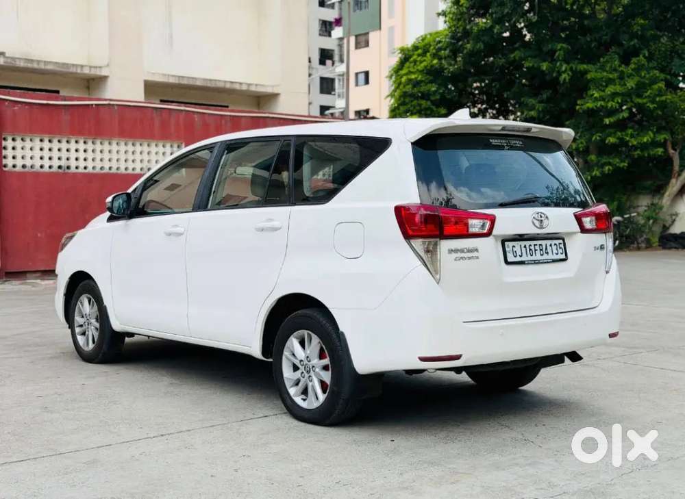 Crysta 2.4 Gx 8 Seater 2019