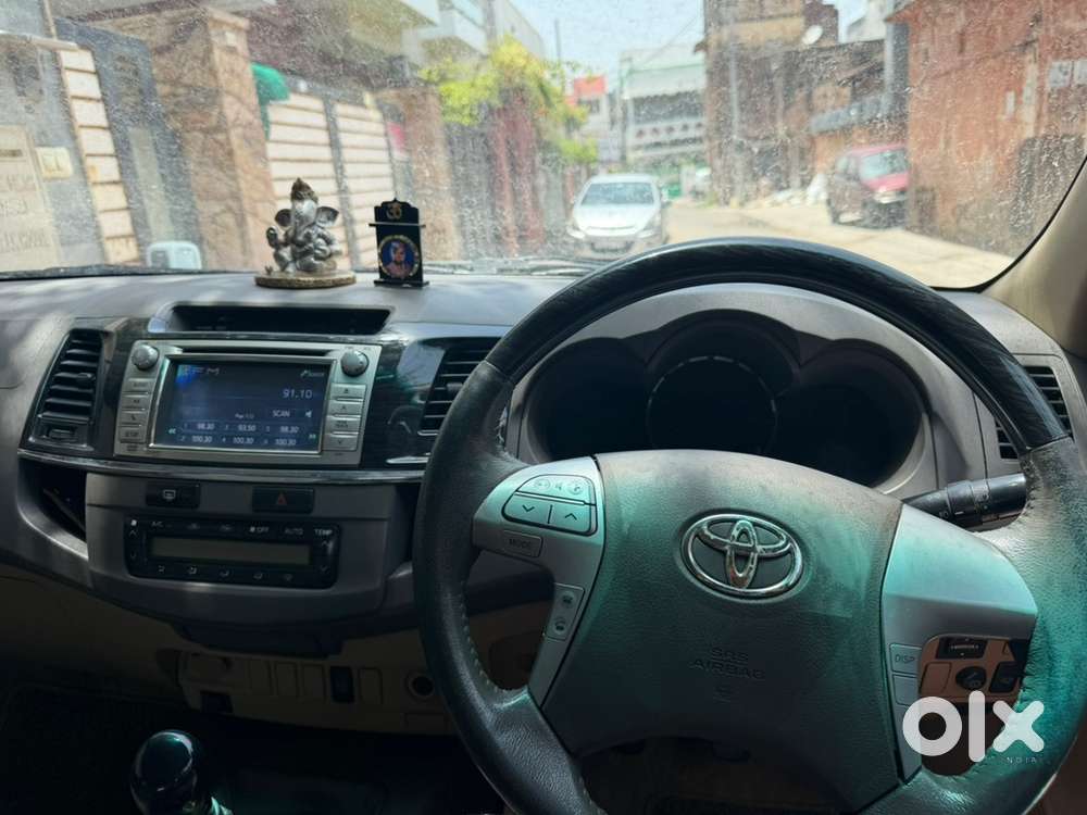 Toyota Fortuner Diesel 2012