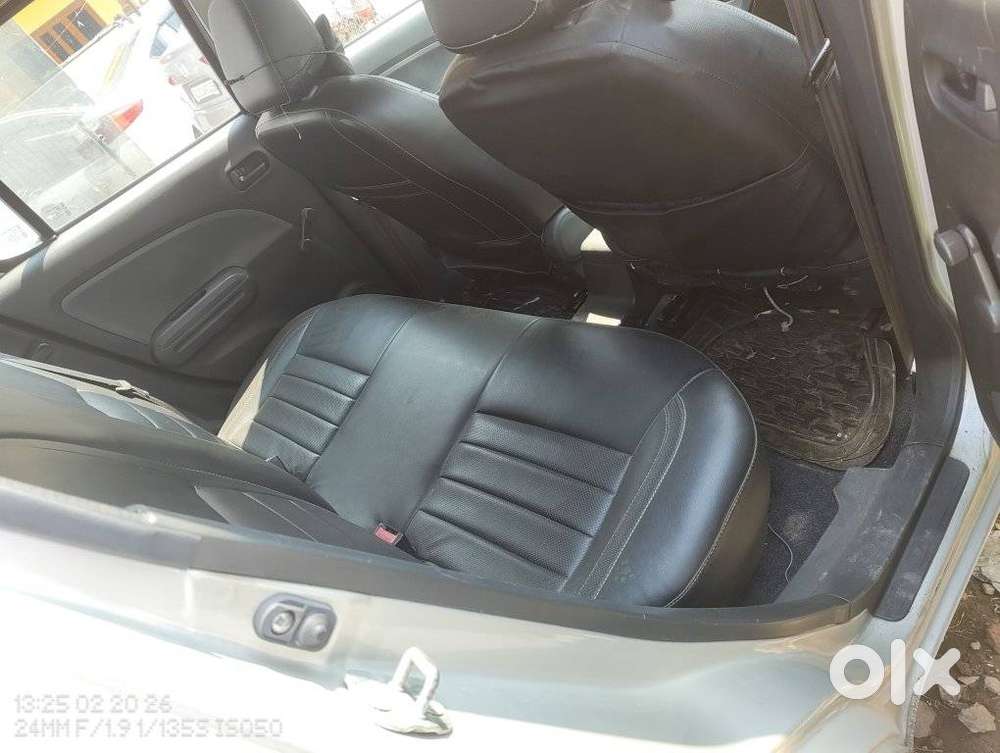 Maruti Suzuki Ritz Lxi, 2013, Petrol