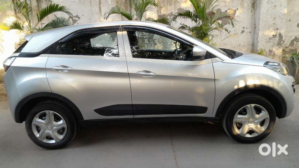 Tata Nexon 1.2 Revotron Xm (s), 2019, Cng & Hybrids