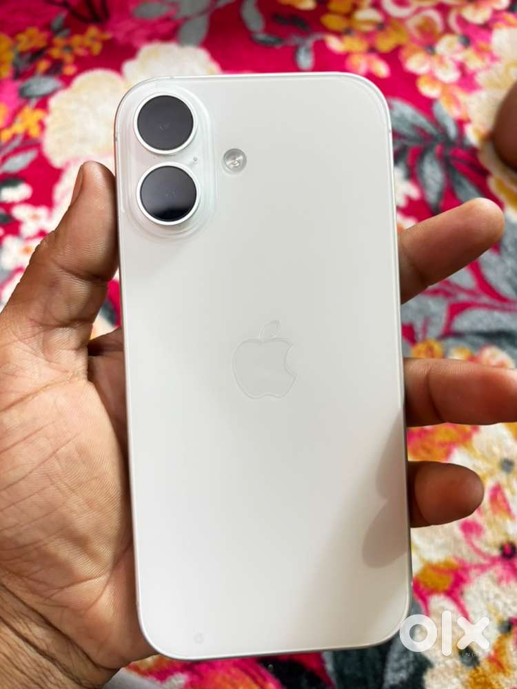 I phone 17 98 battry health 100 condition 256 gb