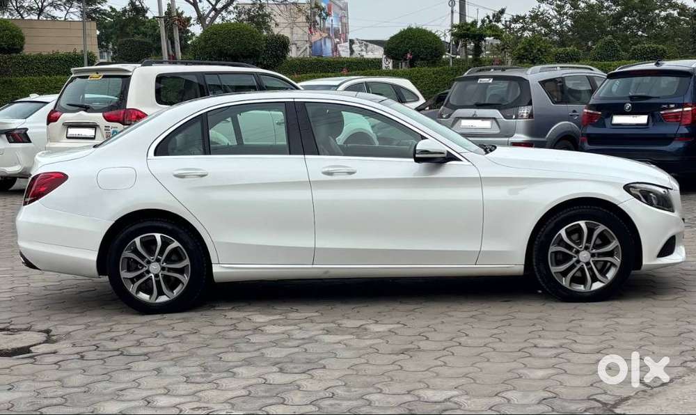 Mercedes Benz C-220 Cdi Avantgarde 59000 Kms Chandigarh Registration..