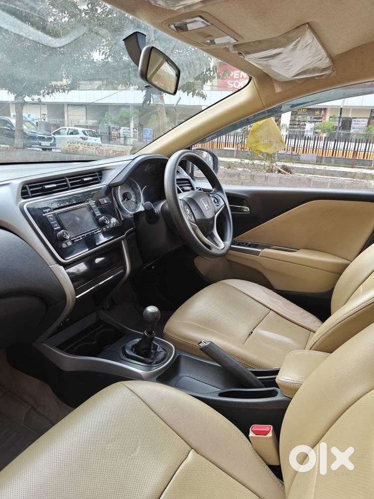 Honda City V Mt Exclusive, 2017, Petrol