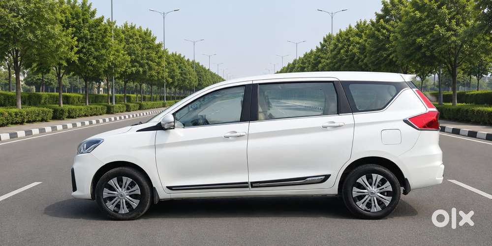 Maruti Suzuki Ertiga 1.5 Vxi, 2021, Petrol