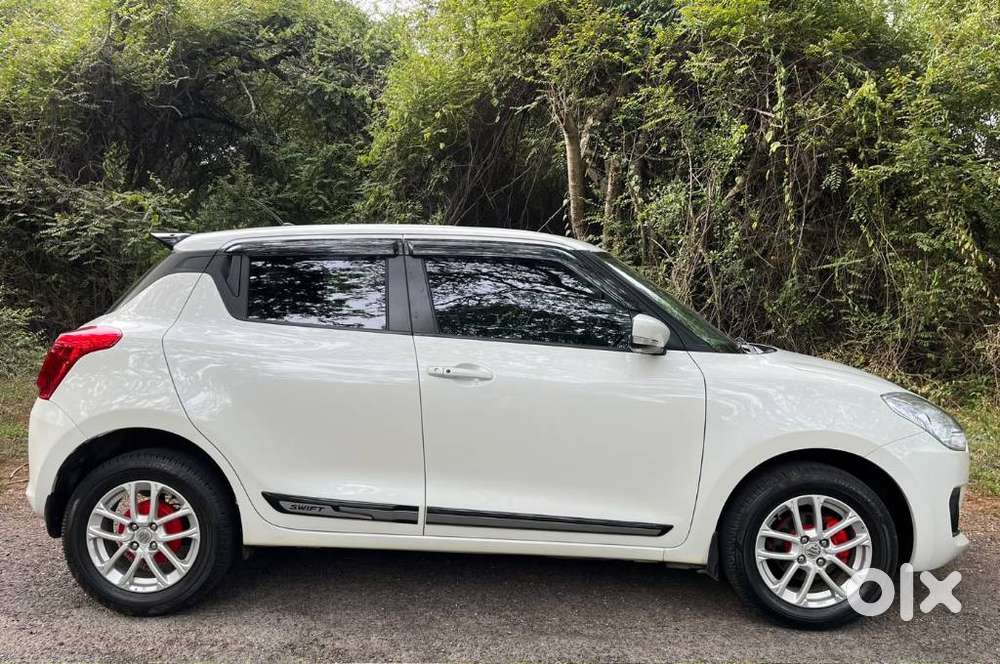Maruti Suzuki Swift Zxi Plus, 2023, Petrol