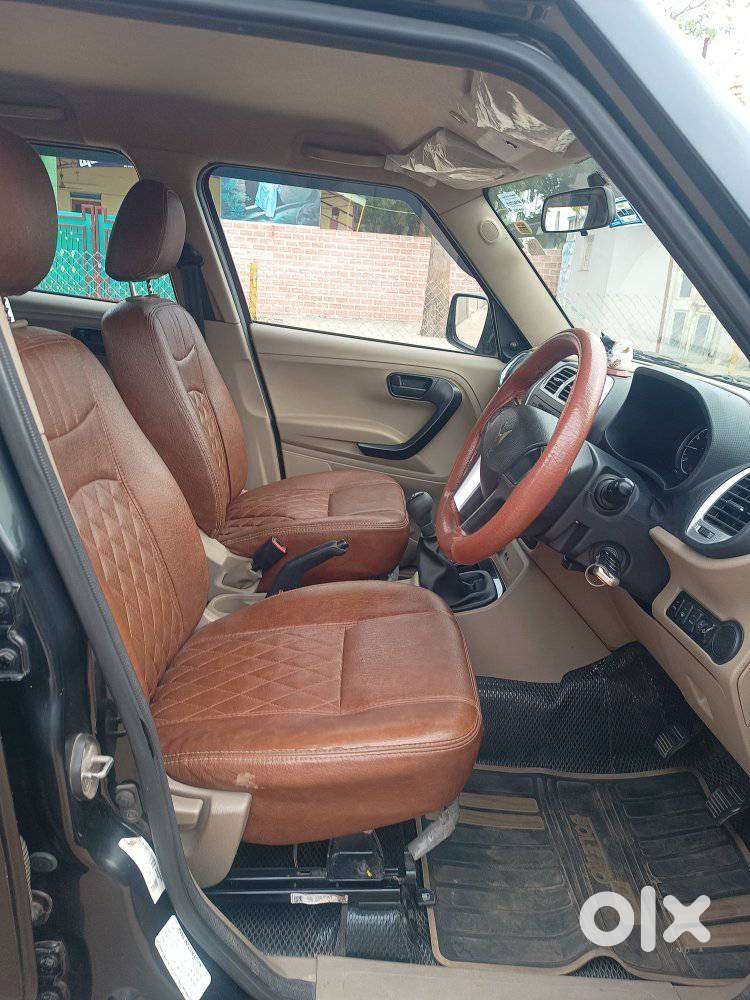 Mahindra Bolero Neo N8, 2023, Diesel