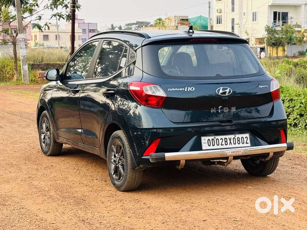 Hyundai Grand I10 Nios Sportz 1.2 At, 2022, Petrol