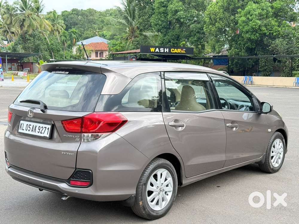 Honda Mobilio 1.5 V I-vtec, 2015, Petrol