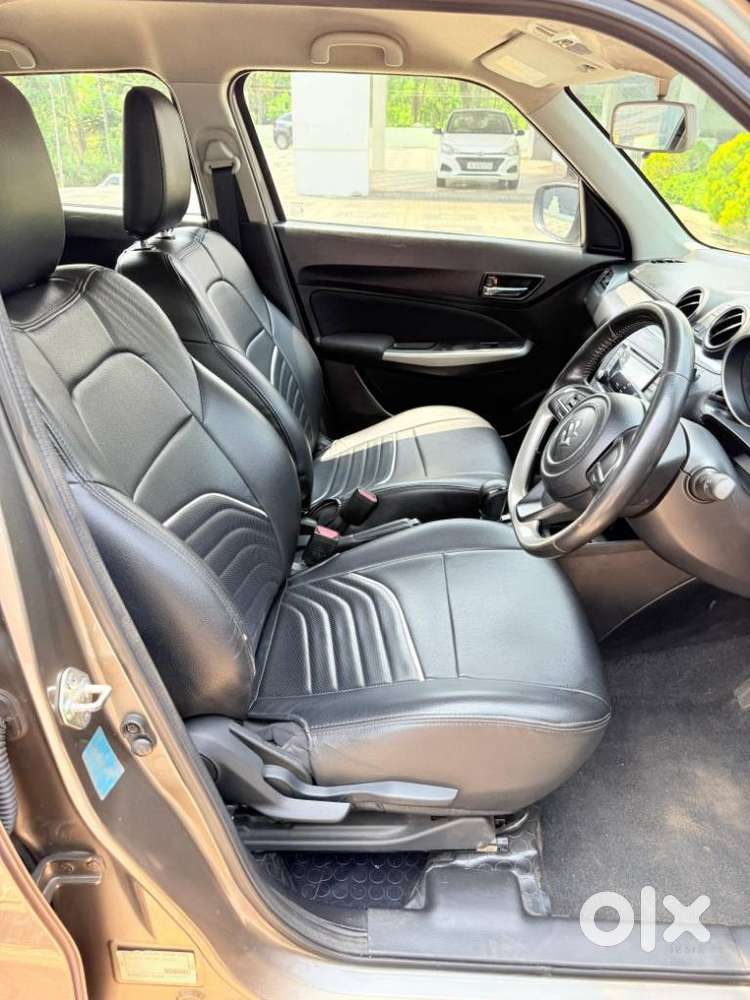 Maruti Suzuki Swift Vvt Zxi, 2018, Petrol