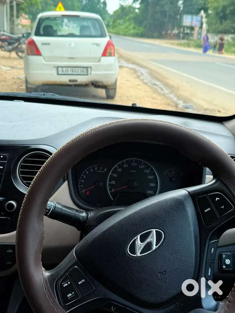 Hyundai Grand I10 Sportz 2016
