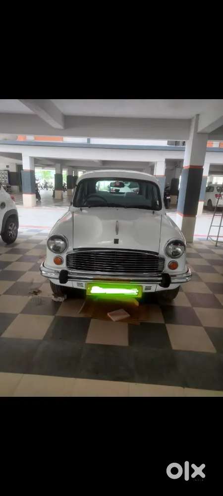 Ambassador Avigo Diesel 2004