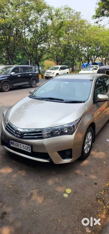 Toyota Corolla Altis 2015