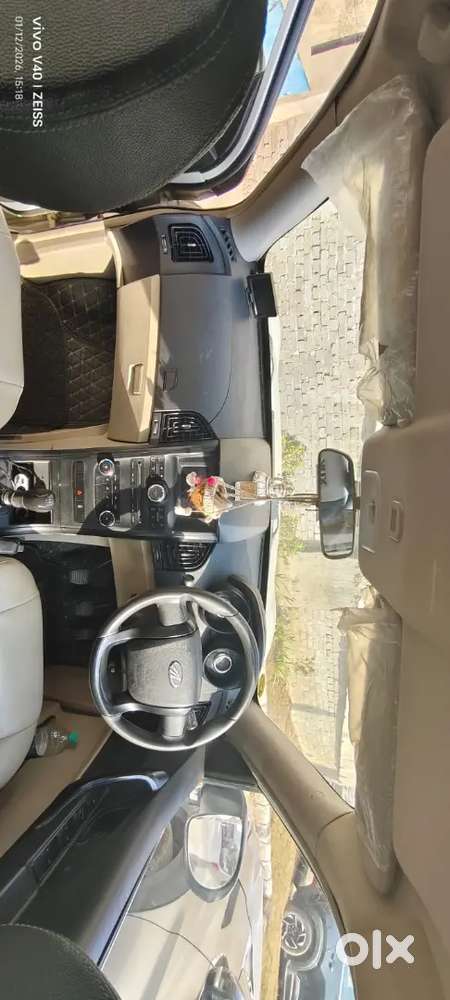 Mahindra Xuv500 2017 Diesel 62000 Km Driven