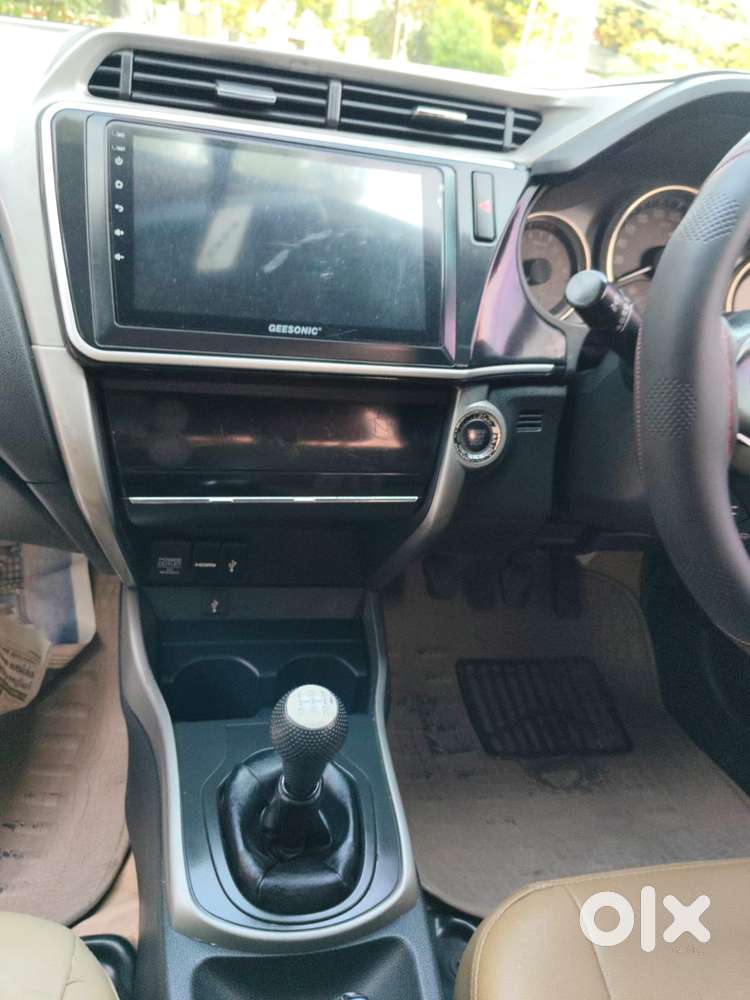 Honda City I-vtec V, 2017, Petrol