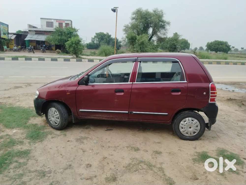 Maruti Alto Lxi 2011 Second Owner.  Gaadi Me Koi Bhi Kaami Nhi Hai