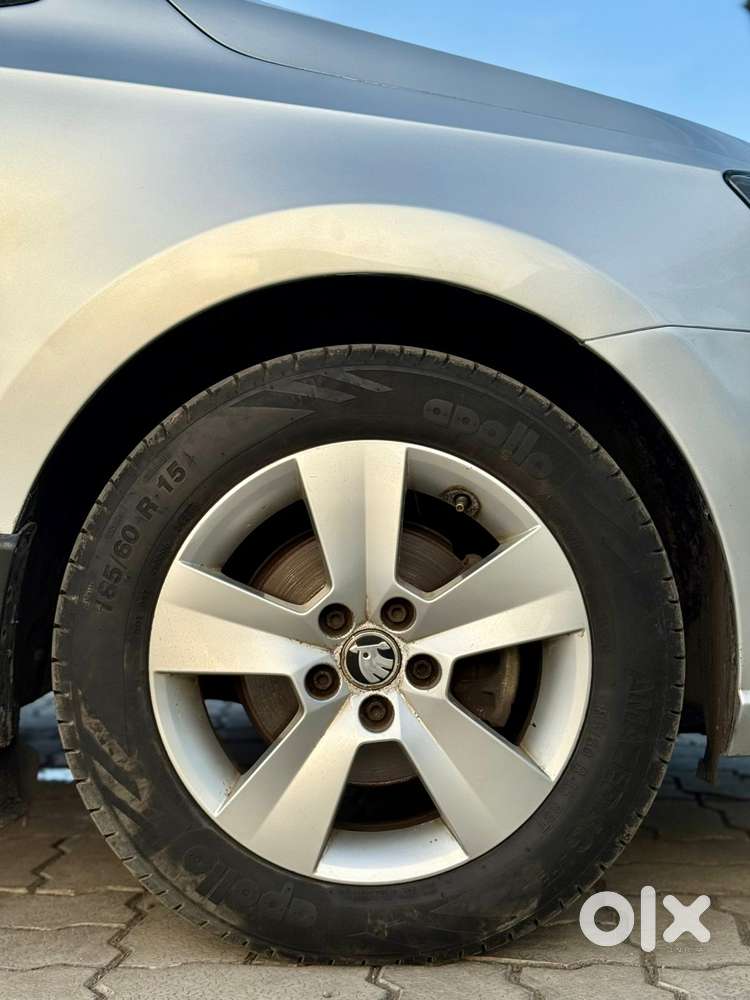 Skoda Rapid [2016-2020] 1.5 Style Plus Tdi At, 2017, Diesel