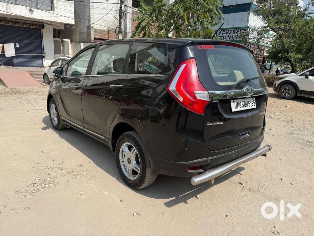 Mahindra Marazzo M8, 2018, Diesel