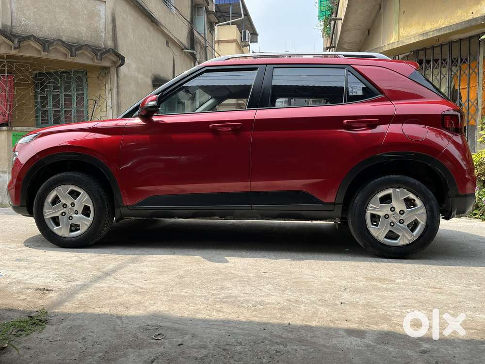 Hyundai Venue S Plus Mt 1.2 Kappa, 2021, Petrol