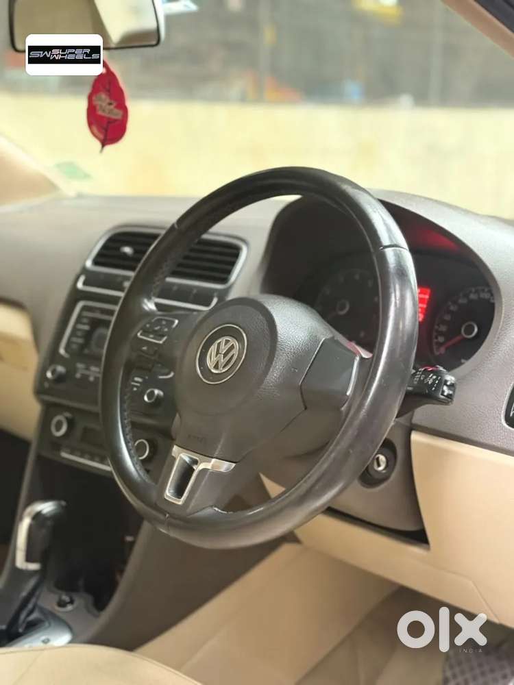 Volkswagen Vento Ipl Ii Petrol Highline At, 2013, Petrol