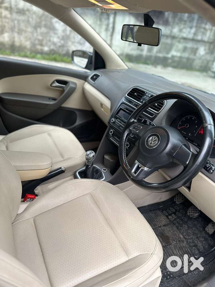 Volkswagen Vento Petrol Highline, 2012, Petrol