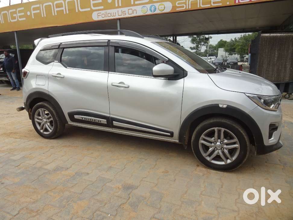 Renault Triber Rxz, 2020, Petrol