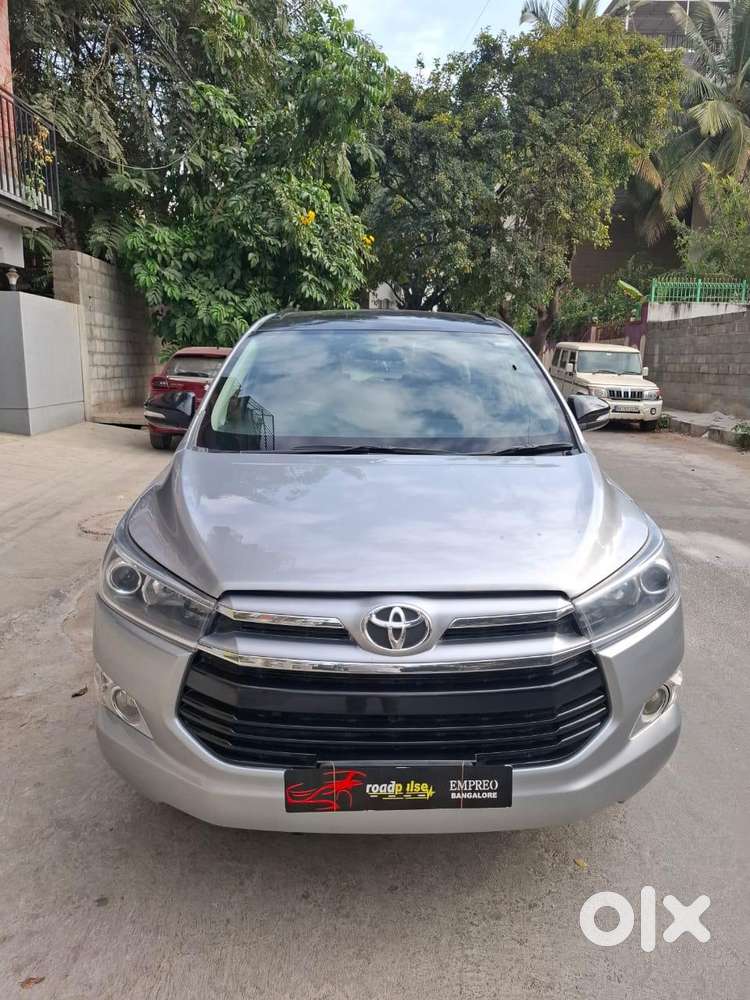 Toyota Innova Crysta 2.4 V 7 Str, 2016, Diesel