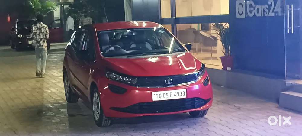 Tata Altroz 2025 Cng & Hybrids 41000 Km Driven