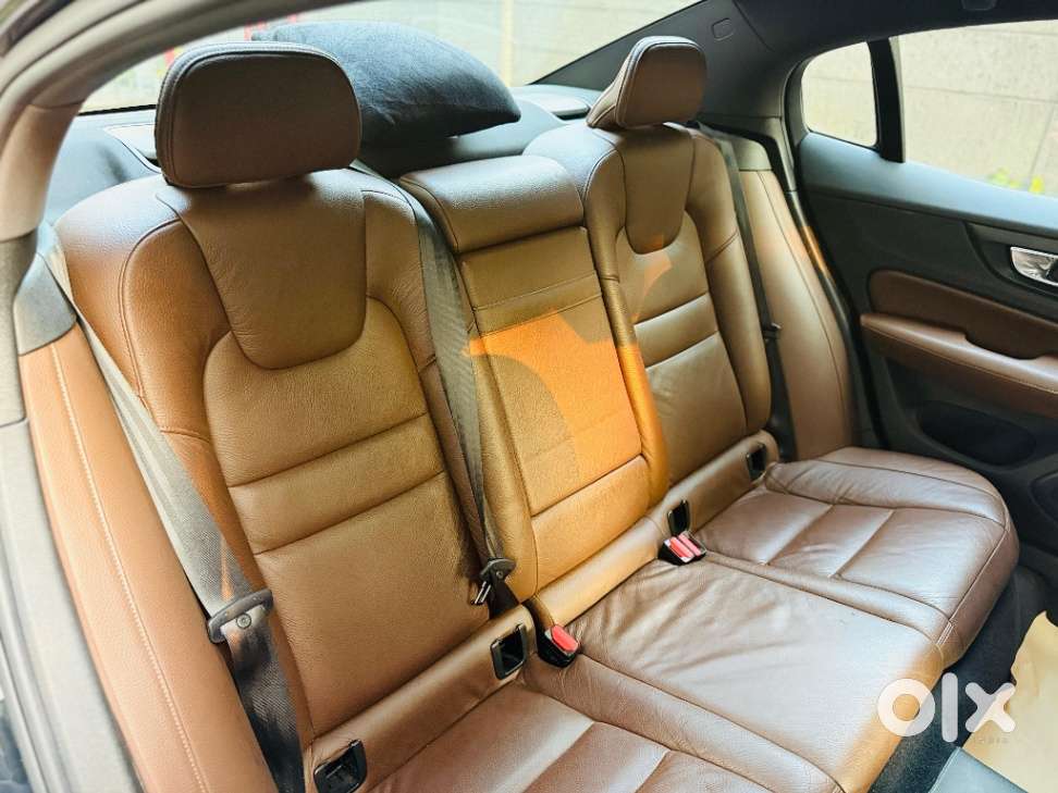 Volvo S60 T4 Inscription, 2021, Petrol