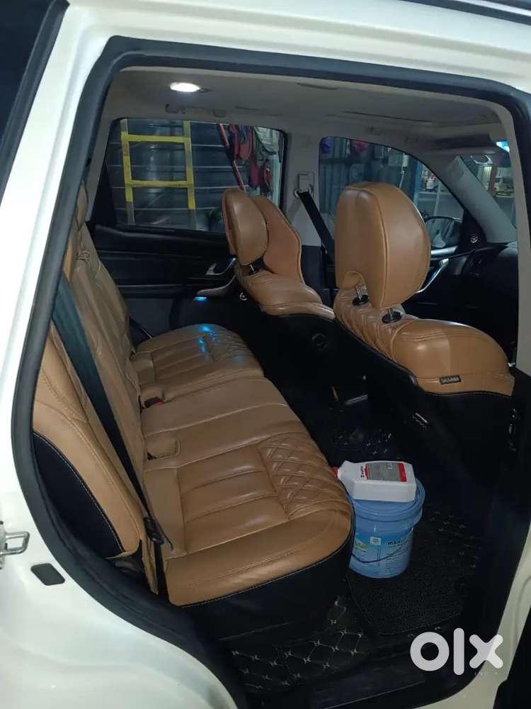 Mahindra Xuv500 W11 Sunroof Diesel 2021