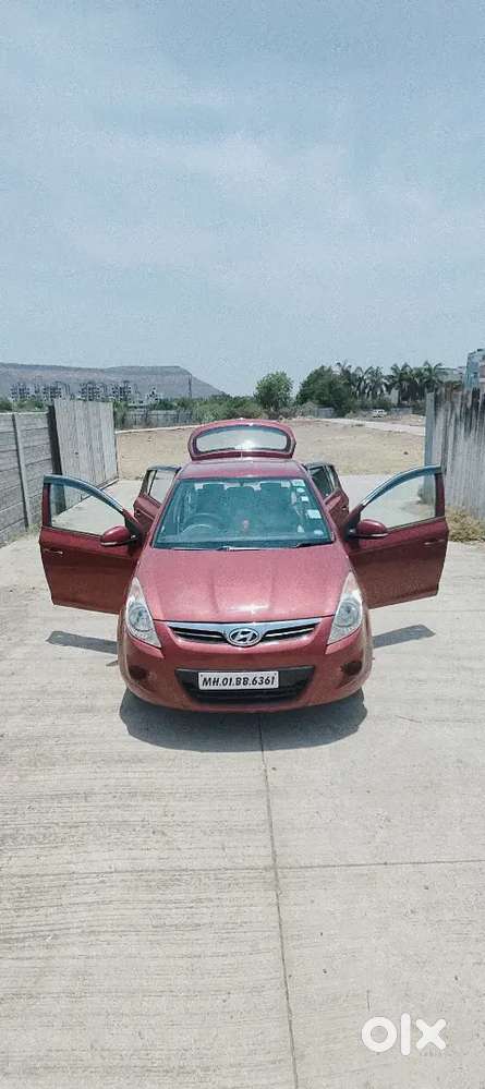 Hyundai I20 Sports 2012 Petrol+cng Well Maintained Imaculate Condition