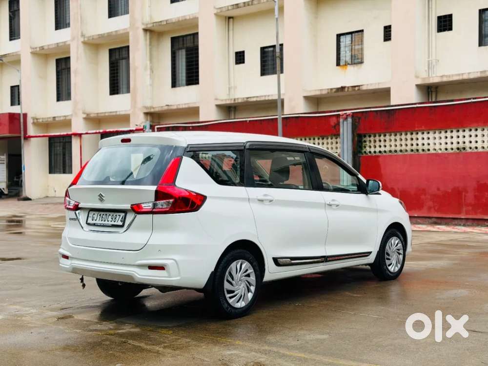Maruti Suzuki Ertiga 1.5 Vxi, 2022, Petrol