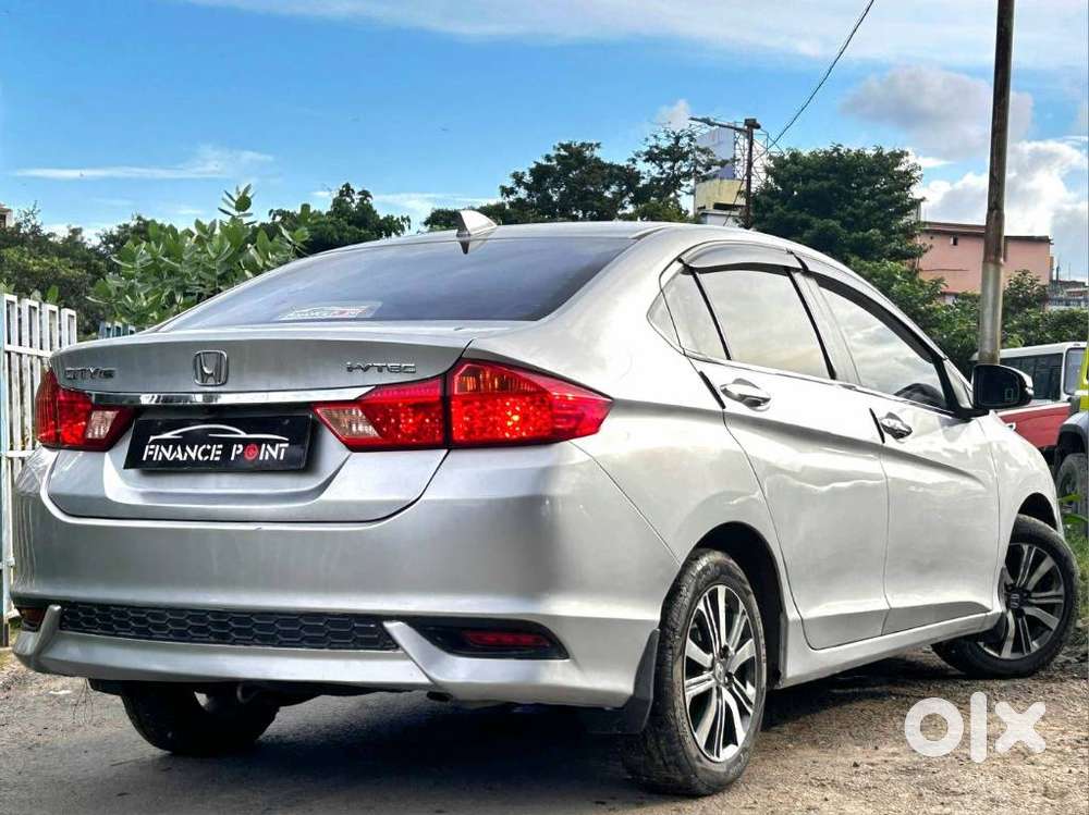 Honda City 1.5 V 4th Gen I-vtec Mt, 2017, Petrol