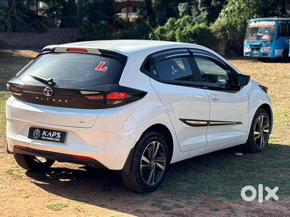 Tata Altroz 1.2 Xza Petrol Dct, 2023, Petrol