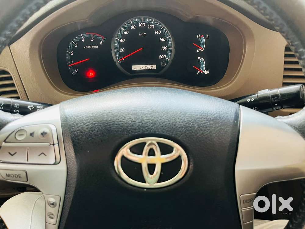 Toyota Innova 2.5 EV PS 8 STR BS-III, 2015, Diesel