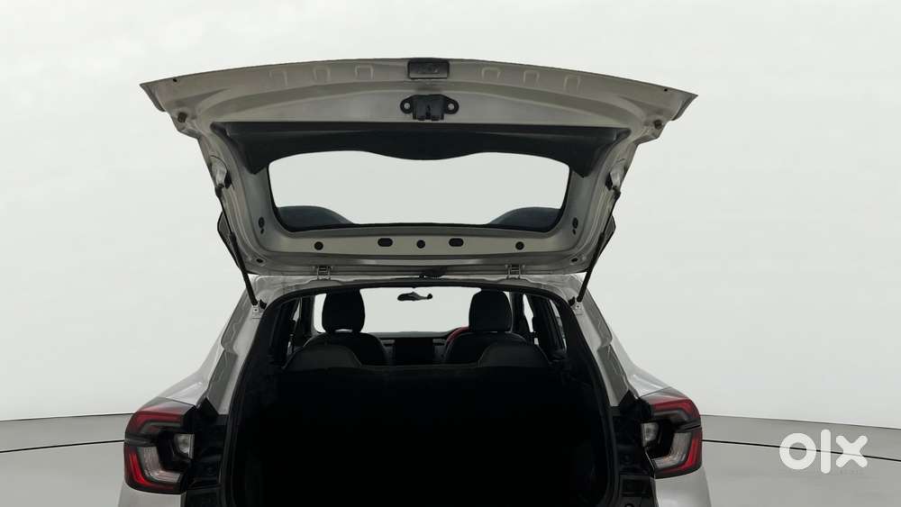 Renault Kiger Rxe, 2024, Petrol