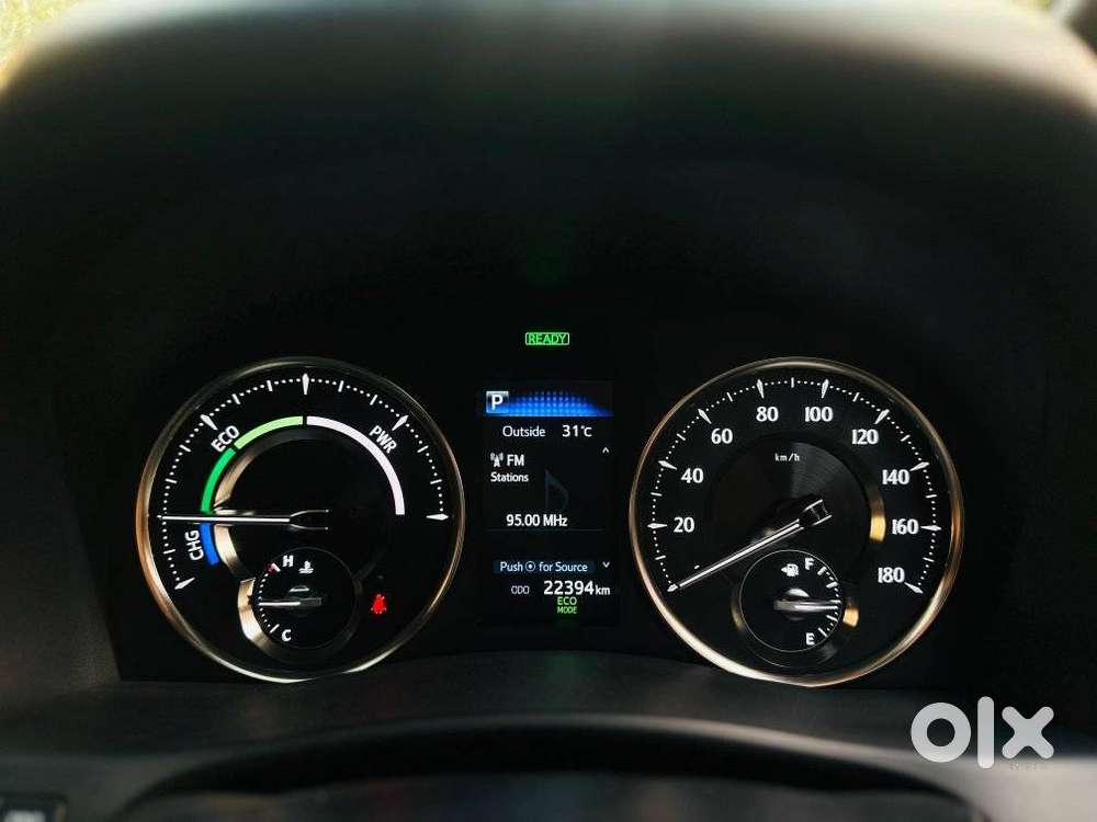 Toyota Vellfire 2.5 Hybrid, 2021, Petrol