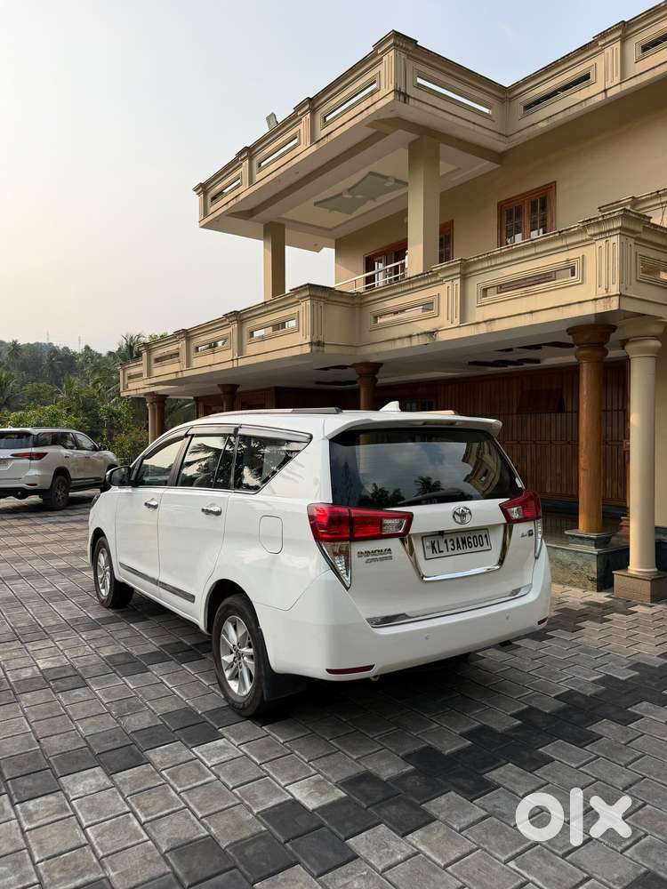 Toyota Innova Crysta 2.4 G Mt, 2018, Diesel