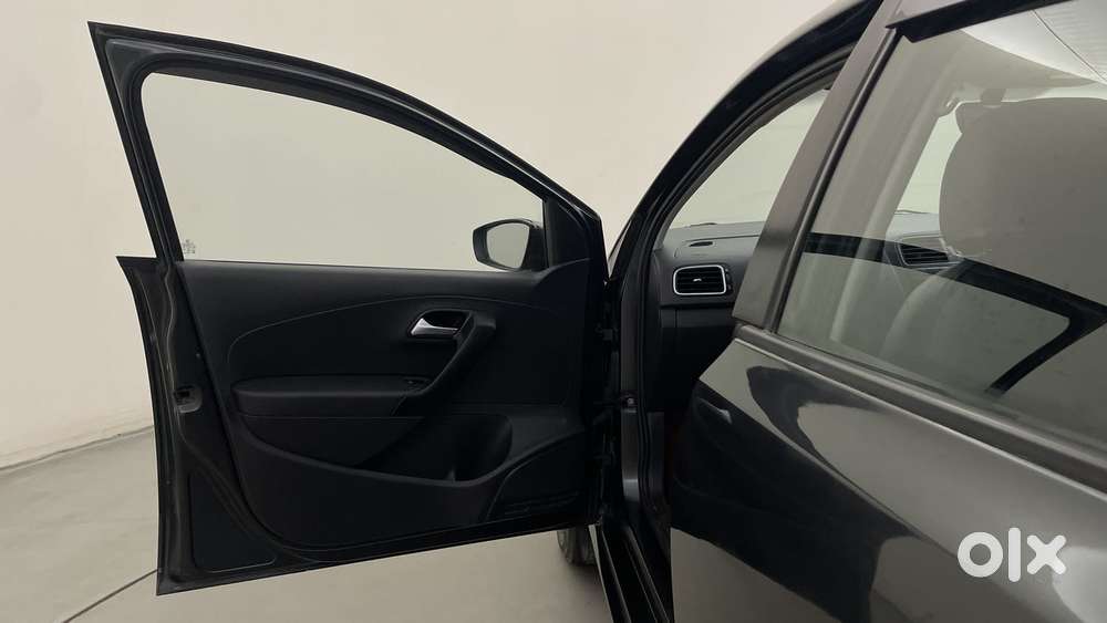 Volkswagen Polo Petrol Comfortline 1.2l, 2016, Petrol