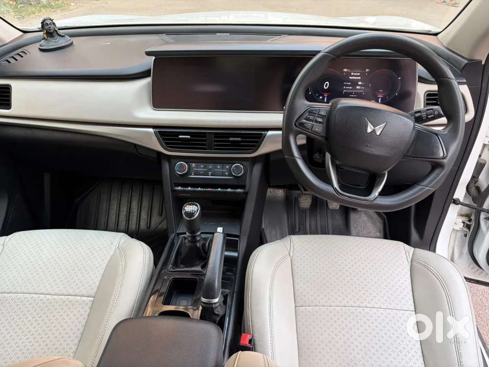 Mahindra Xuv700 2.2 Ax 5 Diesel Mt 7 Str, 2022, Diesel