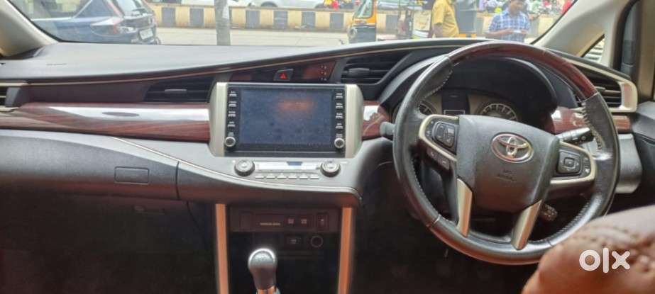 Toyota Innova Crysta [2020-ongoing] 2.4 Vx 8 Str, 2021, Diesel