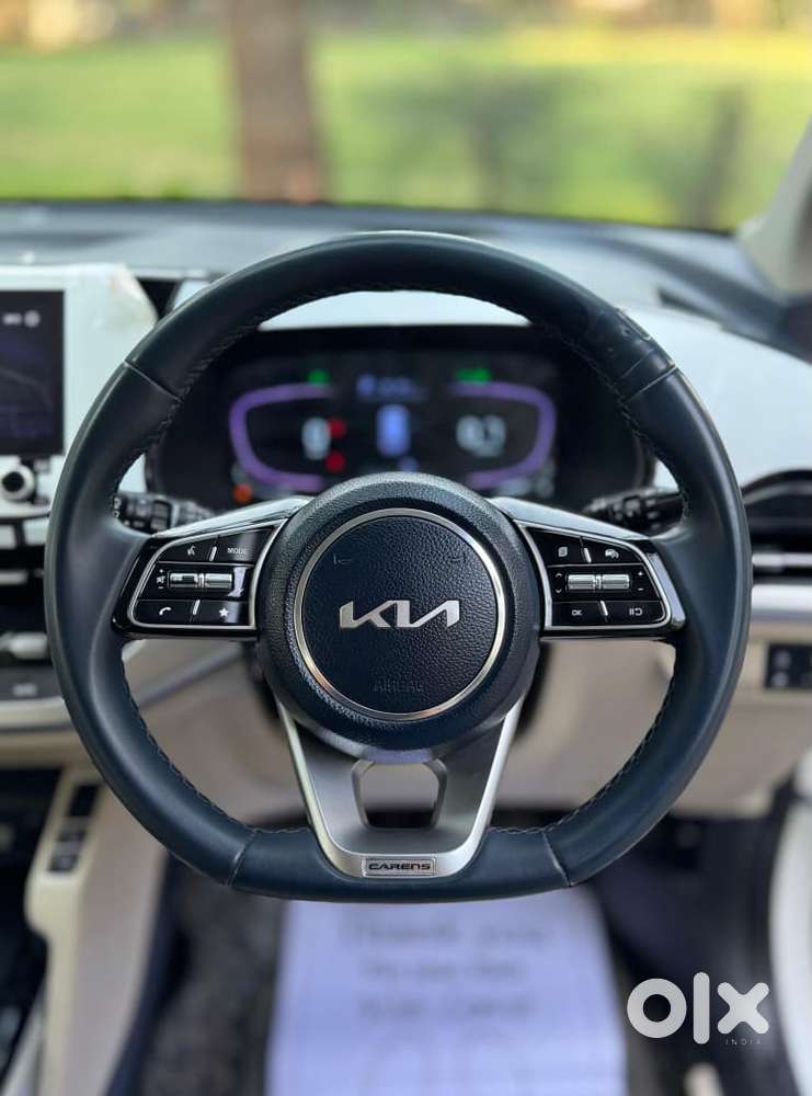 Kia Carens Luxury (o)1.5 Diesel At 7 Str, 2023, Diesel