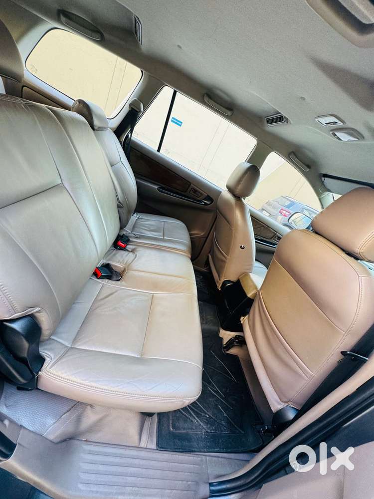 Toyota Innova 2.5 G (diesel) 7 Seater, 2016, Diesel