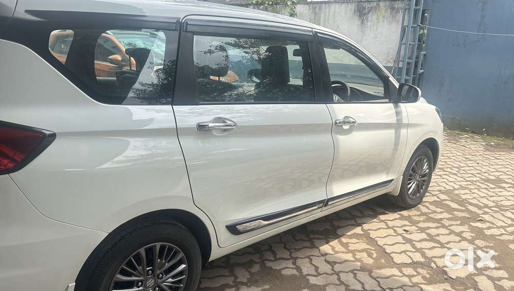 Maruti Suzuki Ertiga Zxi Plus Petrol, 2022, Petrol