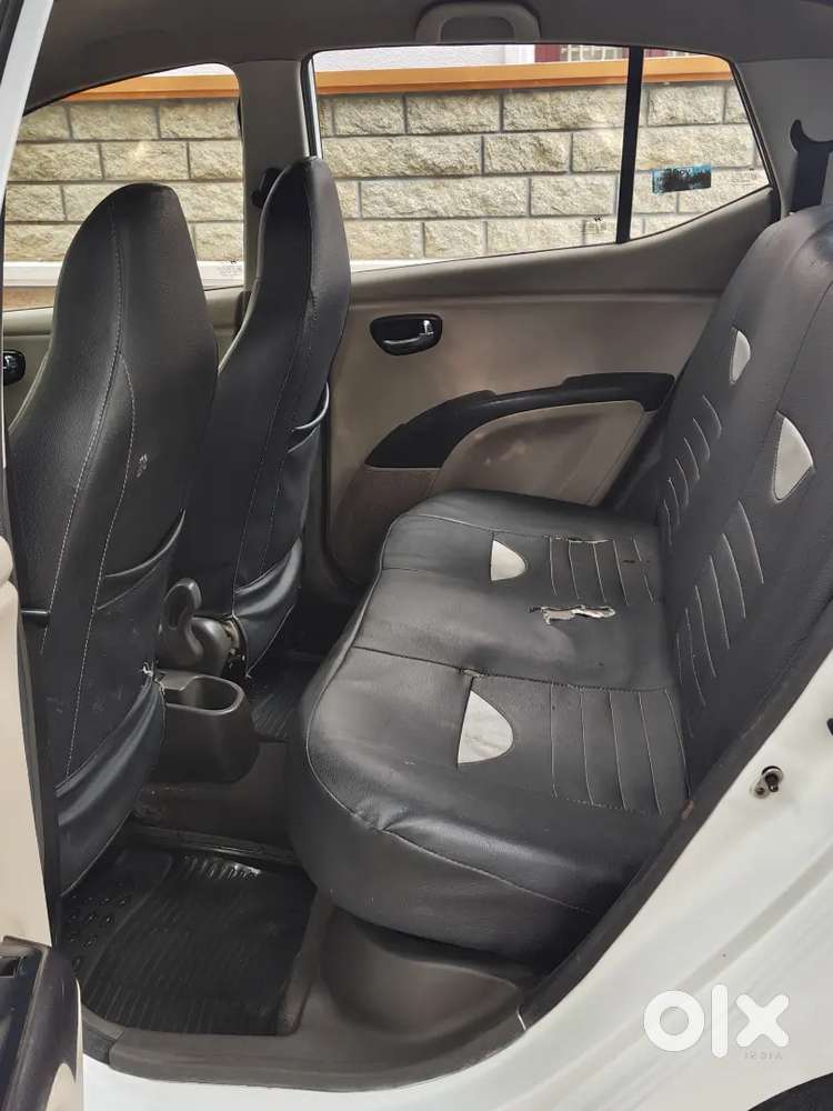 Hyundai I10 Magna 2012 Petrol / Cng Mileage 30kmpl
