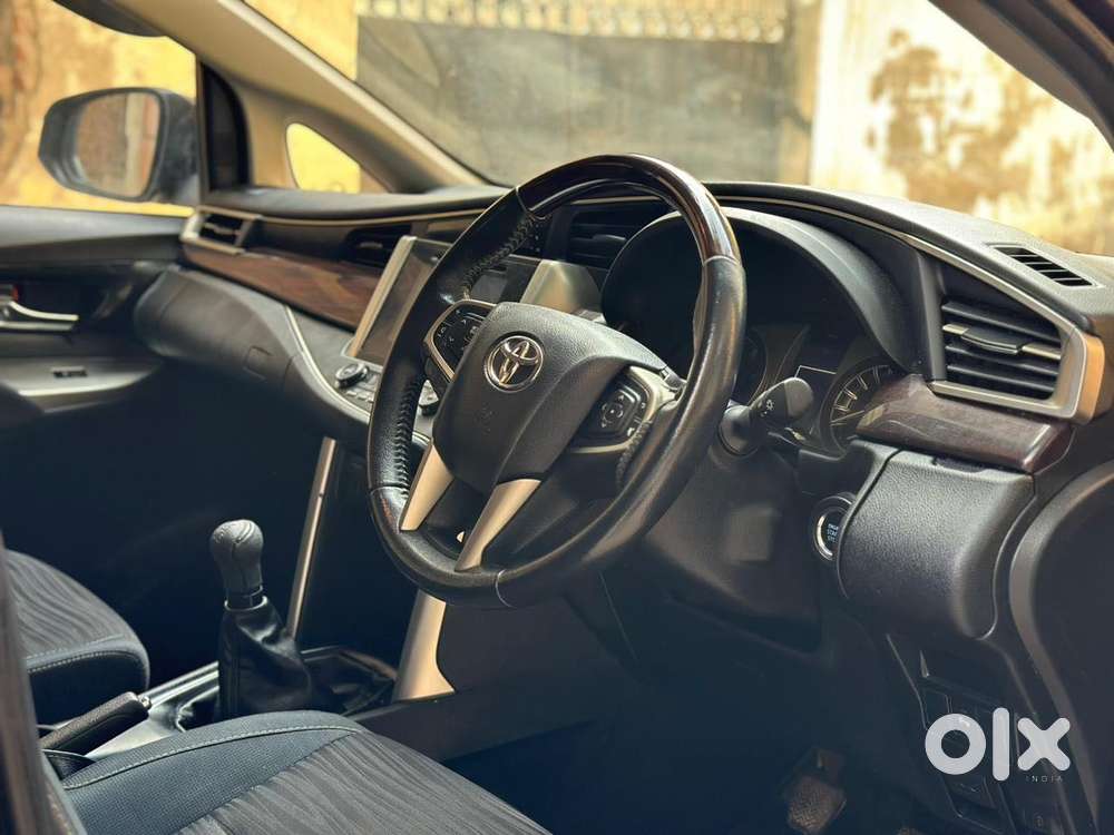 Toyota Innova Crysta 2.4 V 8 Str, 2018, Diesel