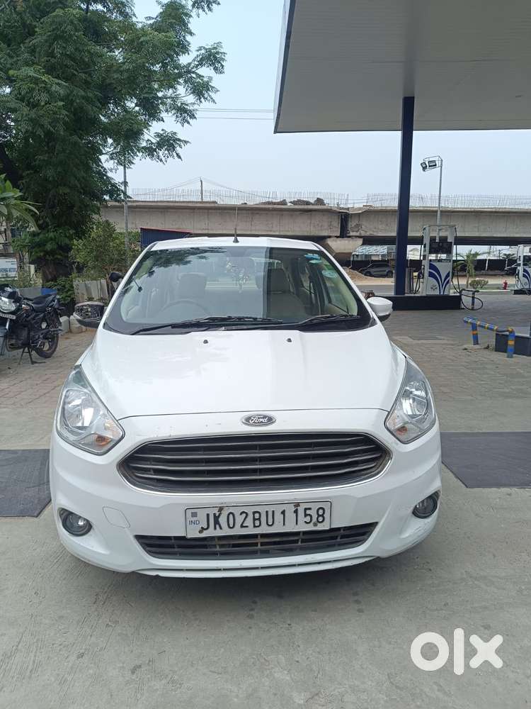 Ford Aspire Titatinium Blu Ti-vct, 2017, Petrol